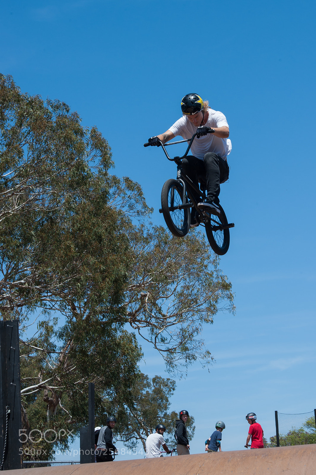 Nikon D3 sample photo. Jumping at  clairemont (3) photography
