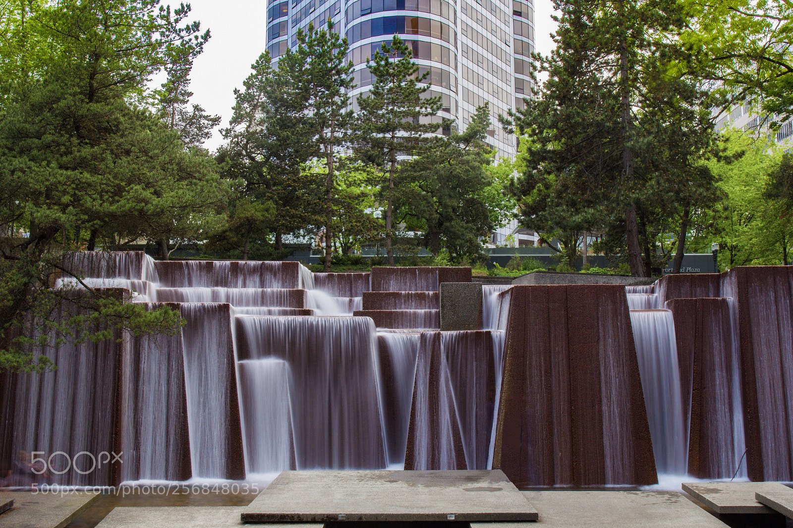 Canon EOS 60D sample photo. Portland oregon fountain full photography