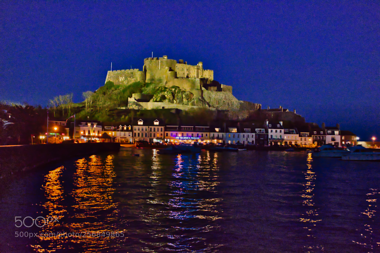 Nikon D3400 sample photo. Gorey at dusk photography
