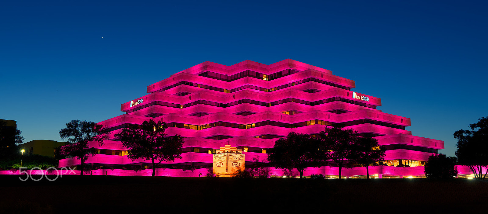 Sony a7 III sample photo. Bank snb pyramid san antonio photography