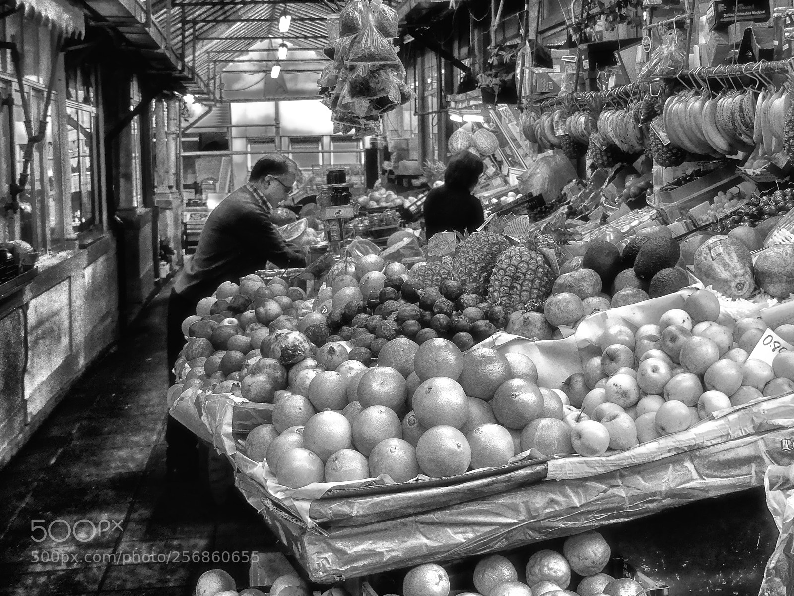 Panasonic Lumix DMC-FZ300 sample photo. Mercado do bolhao photography