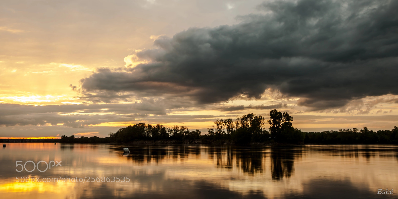 Canon EOS 5D Mark II sample photo. Moody sunset photography