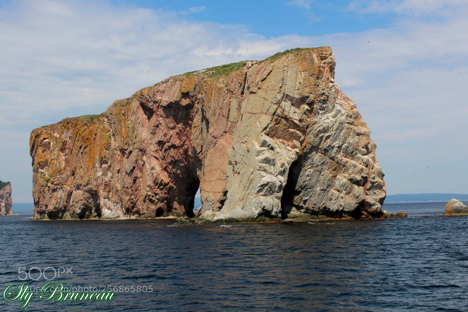 Canon EOS 600D (Rebel EOS T3i / EOS Kiss X5) sample photo. Rocher percé photography