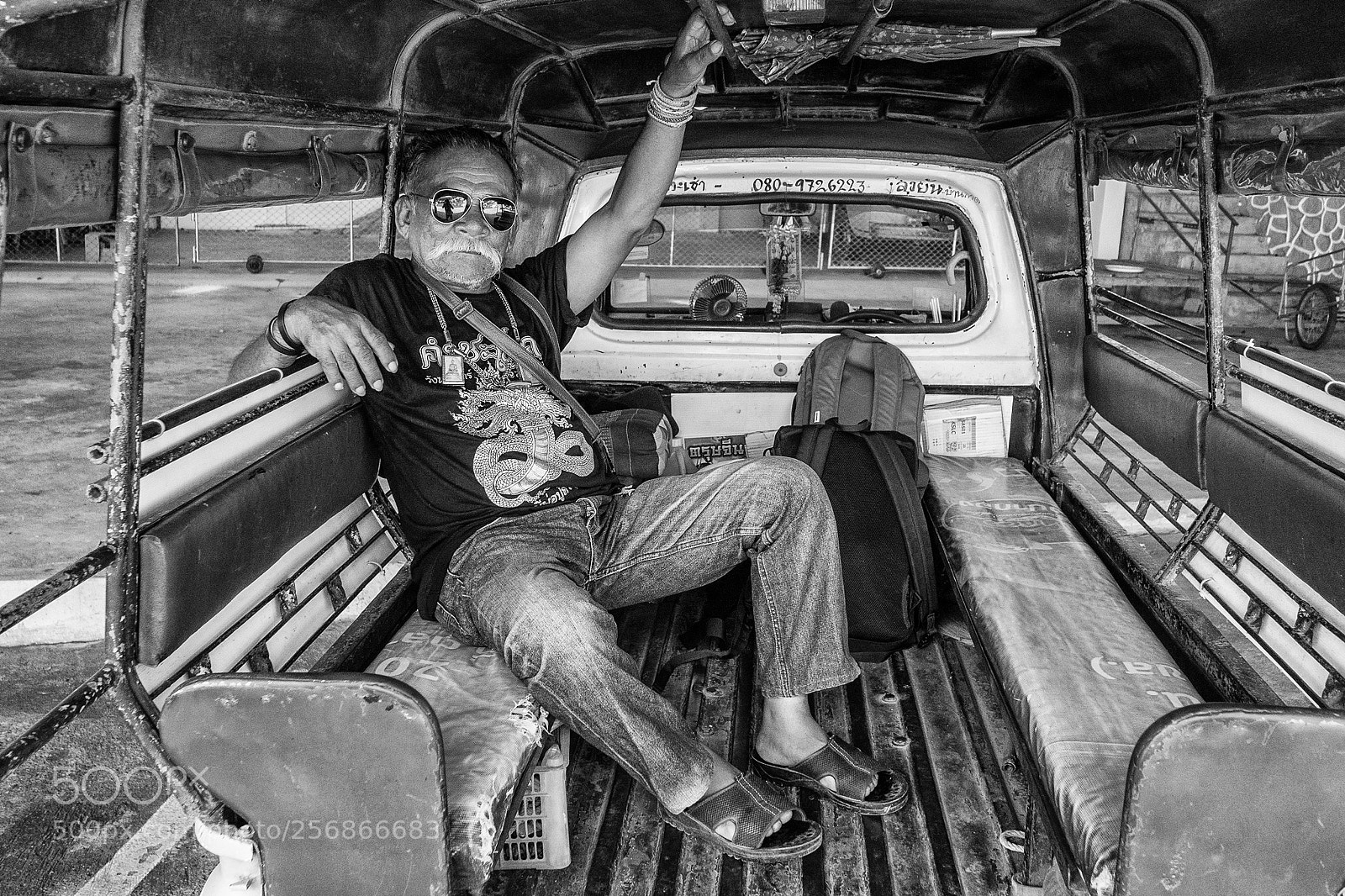 Panasonic Lumix DMC-GX7 sample photo. Mr lun & his tuk-tuk photography