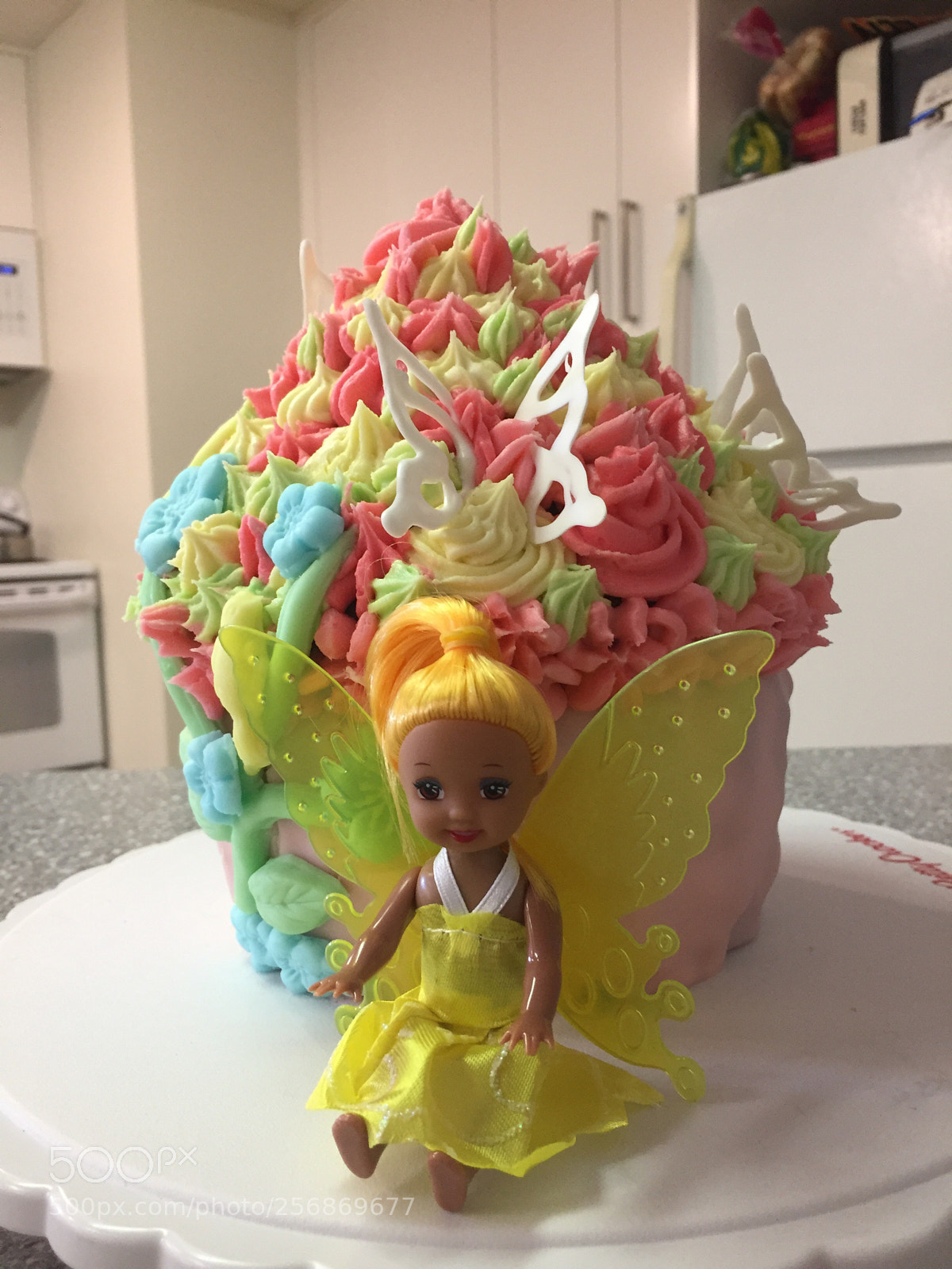 Apple iPhone 6 sample photo. Harmony’s birthday cake  photography