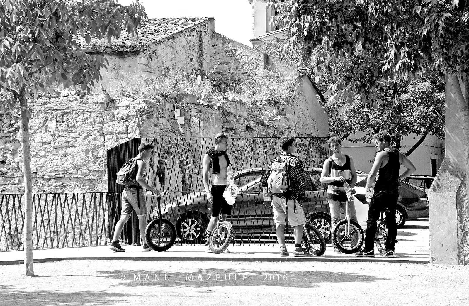 Canon EOS 70D sample photo. 345. girona. catalunya... people photography