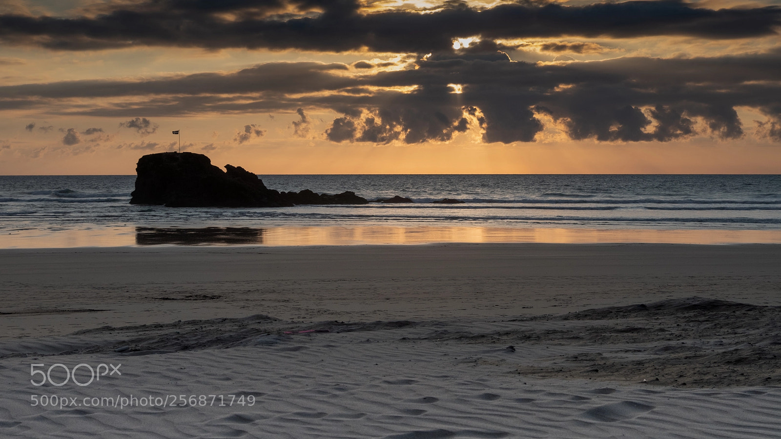 Fujifilm X-T2 sample photo. Falling light, perranporth, photography