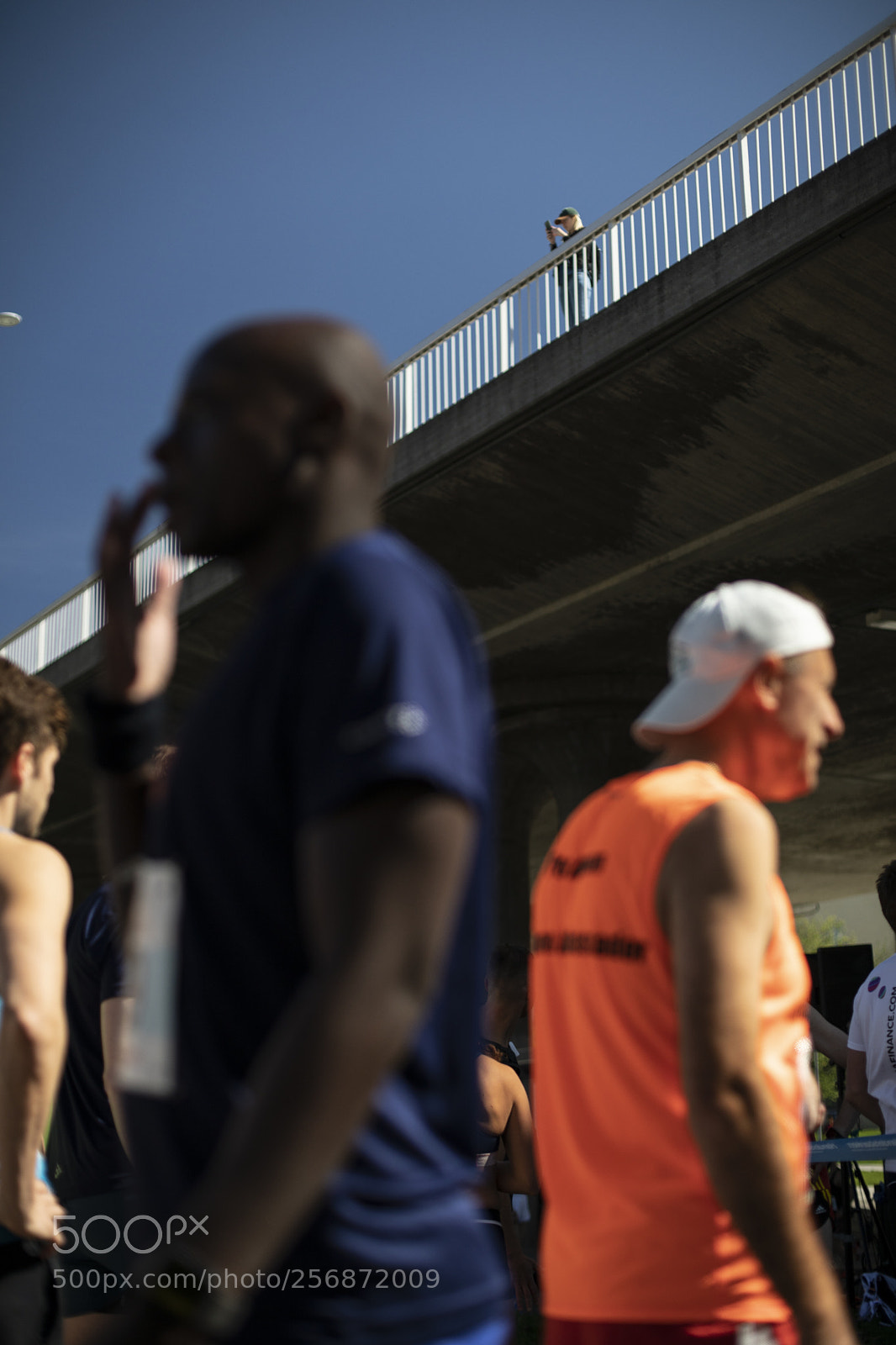 Canon EOS 5D Mark IV sample photo. The runners photography