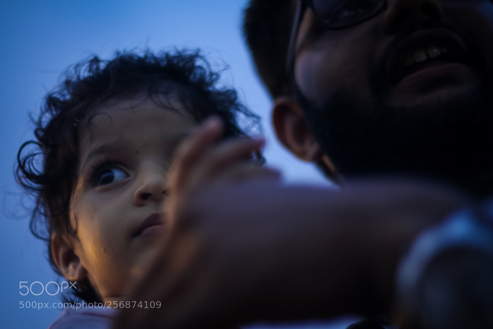 Canon EOS 70D sample photo. Kiddo's lit face photography