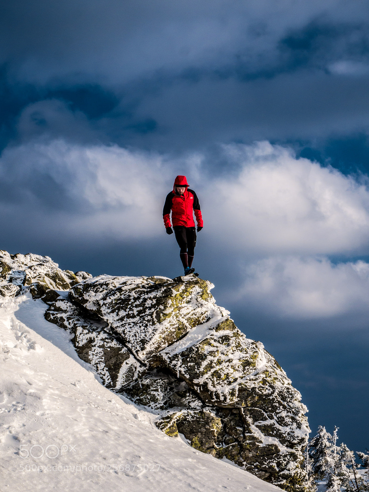 Panasonic Lumix DMC-GX7 sample photo. Man on the rock.. photography