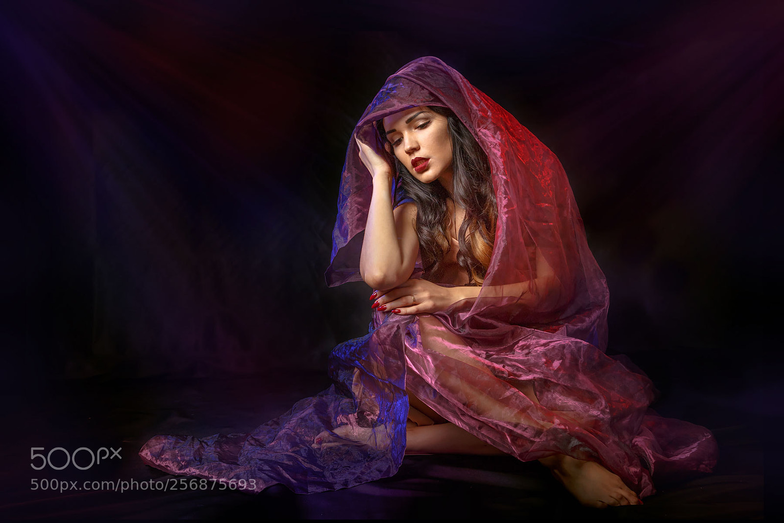 Canon EOS 6D sample photo. Elena. farbe flieder. photography