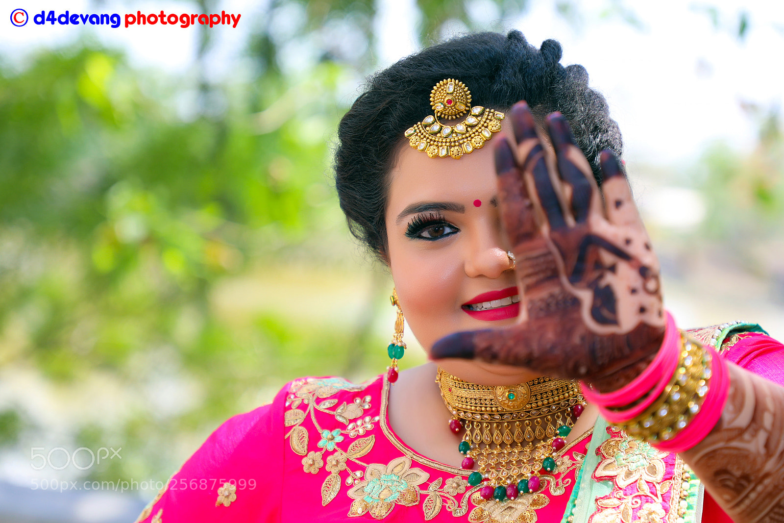 Canon EOS 5D Mark IV sample photo. Engagement shoot photography