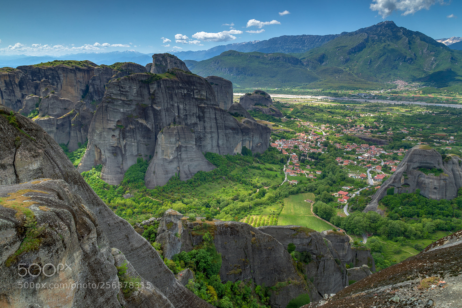 Canon EOS 6D sample photo. Fertile valley of meteora photography