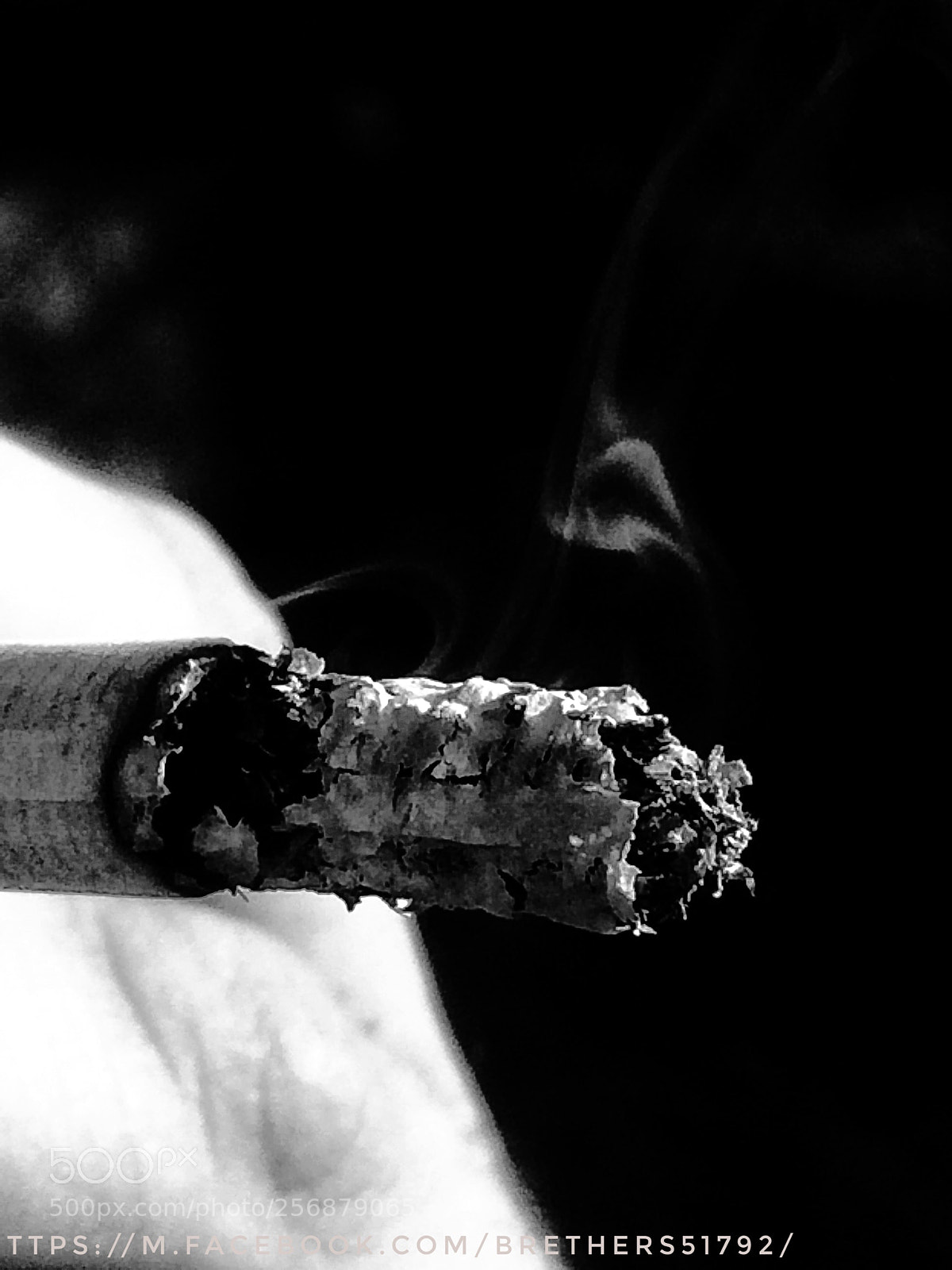 Apple iPhone 5s sample photo. Cigarette photography