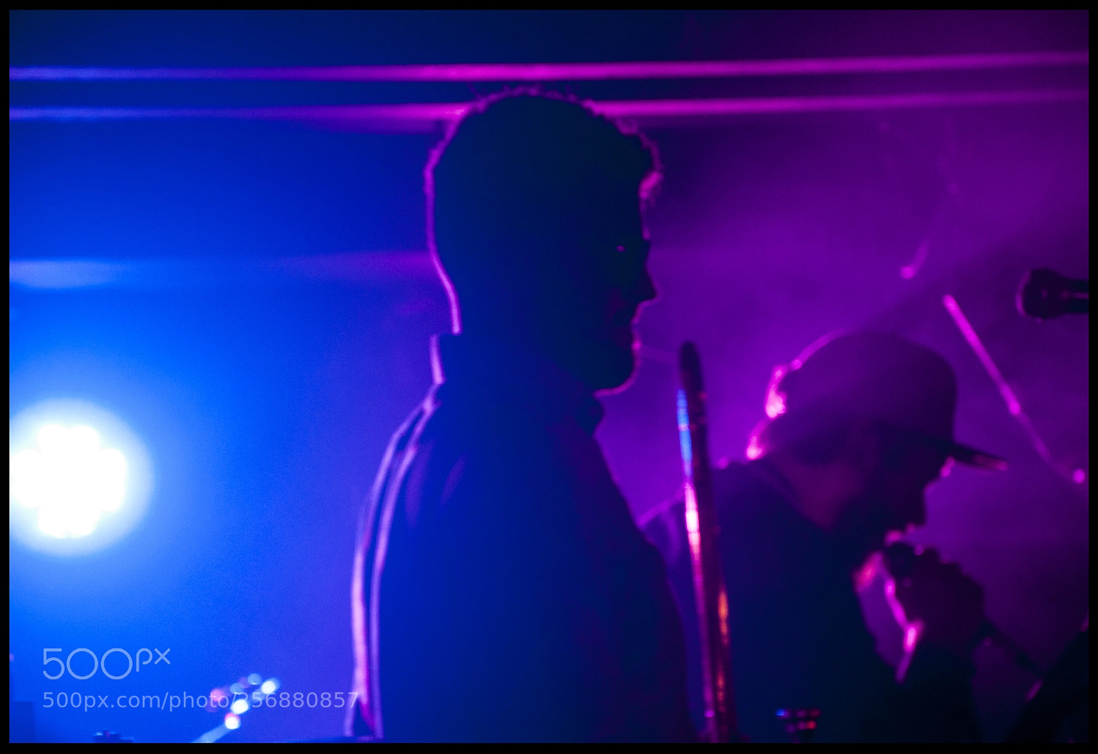Nikon D90 sample photo. On tour photography