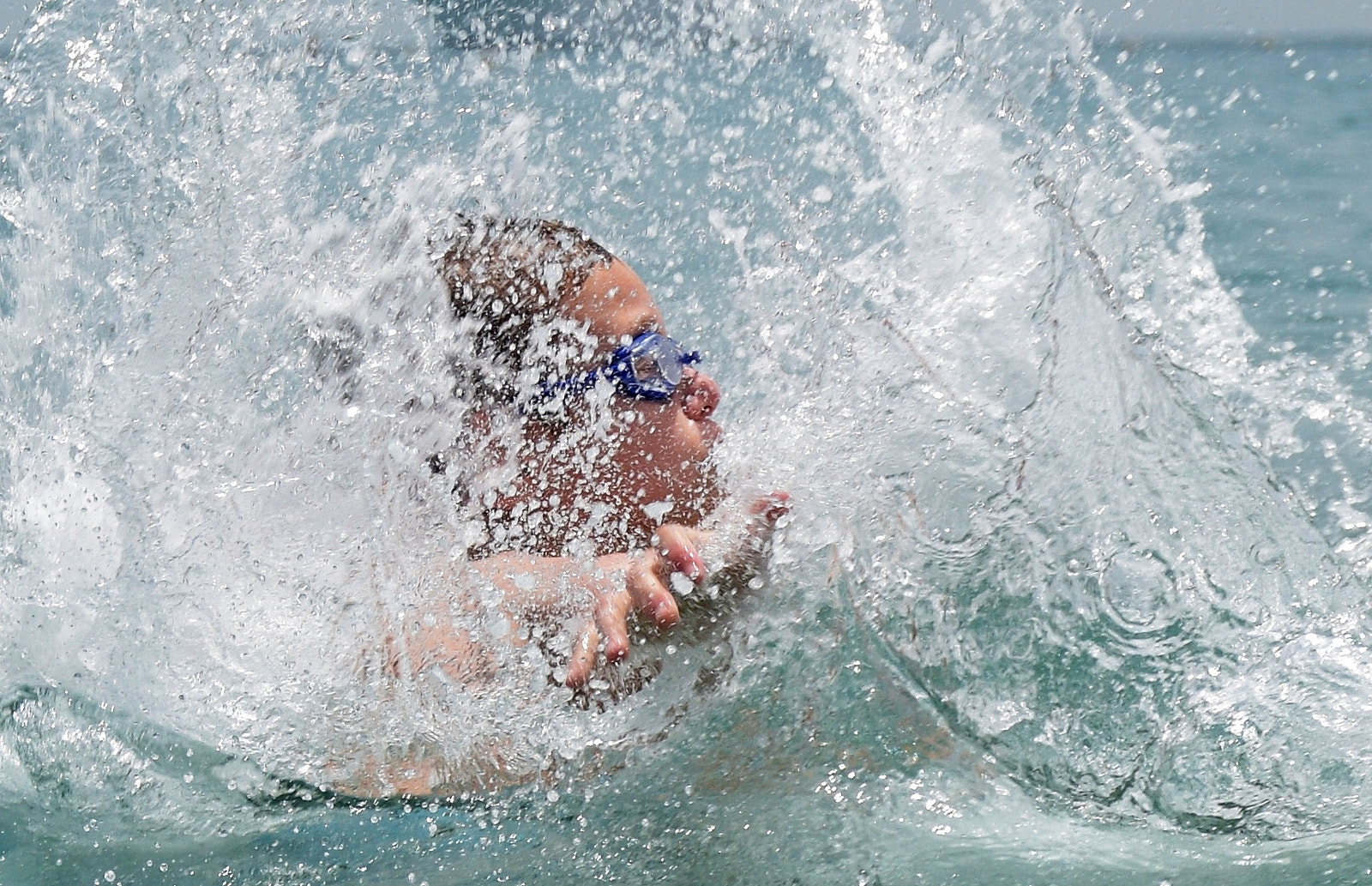 Nikon D3300 sample photo. Swim photography