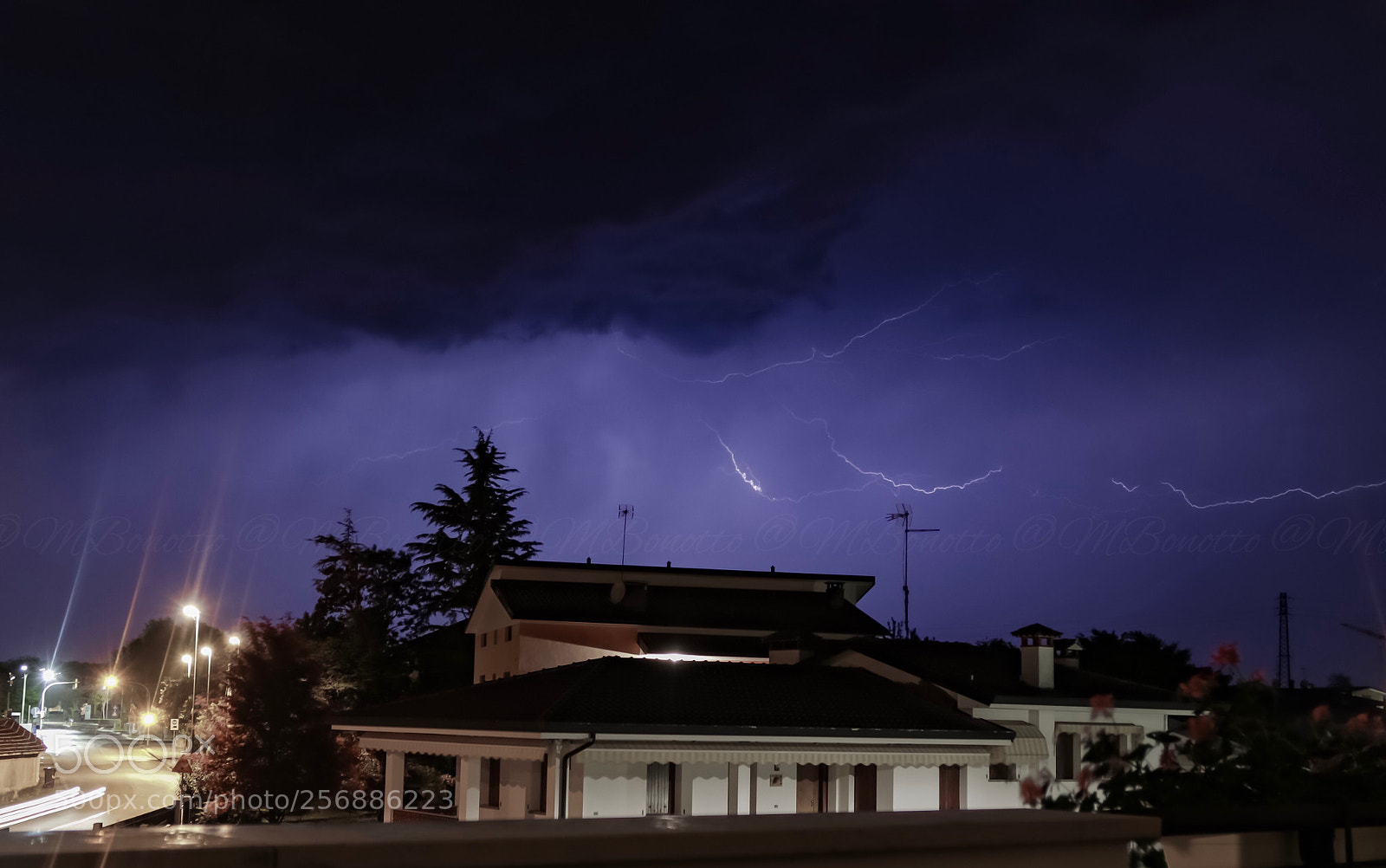Canon EOS 80D sample photo. Thunderstorm photography