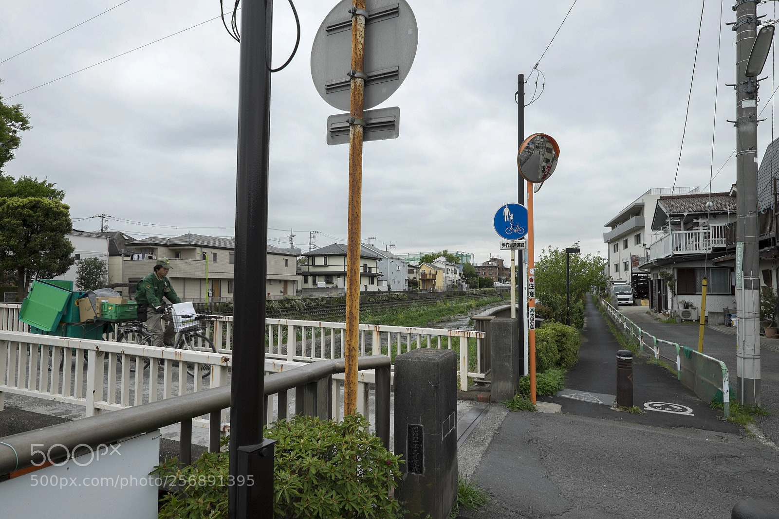 Fujifilm X-T1 sample photo. Tokyo.世田谷区喜多見　雁追橋 photography