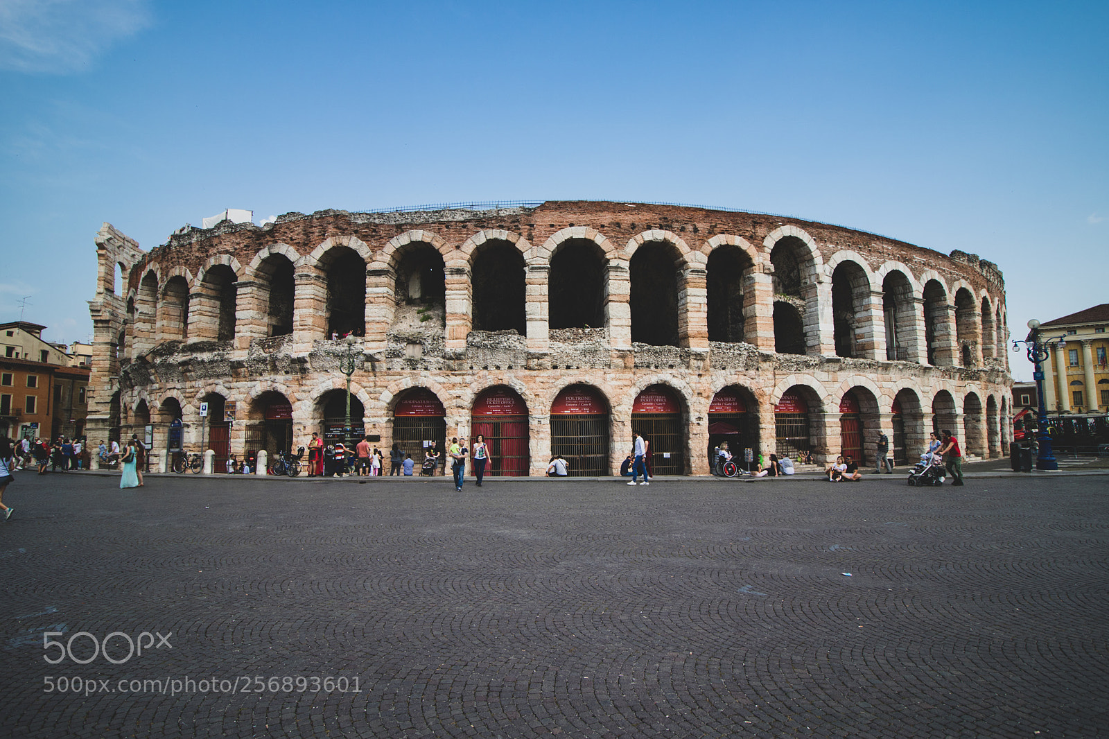 Canon EOS 750D (EOS Rebel T6i / EOS Kiss X8i) sample photo. Arena di verona photography