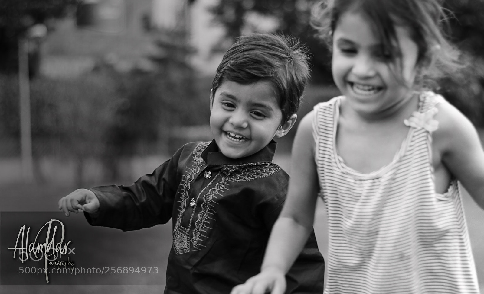 Canon EOS 750D (EOS Rebel T6i / EOS Kiss X8i) sample photo. Joys of childhood photography