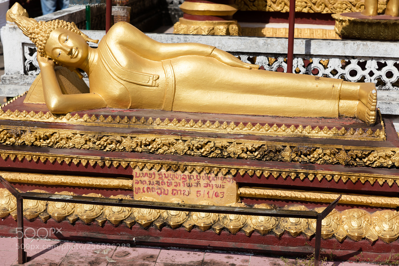 Canon EOS 5DS R sample photo. Vat sisaket, vientiane photography