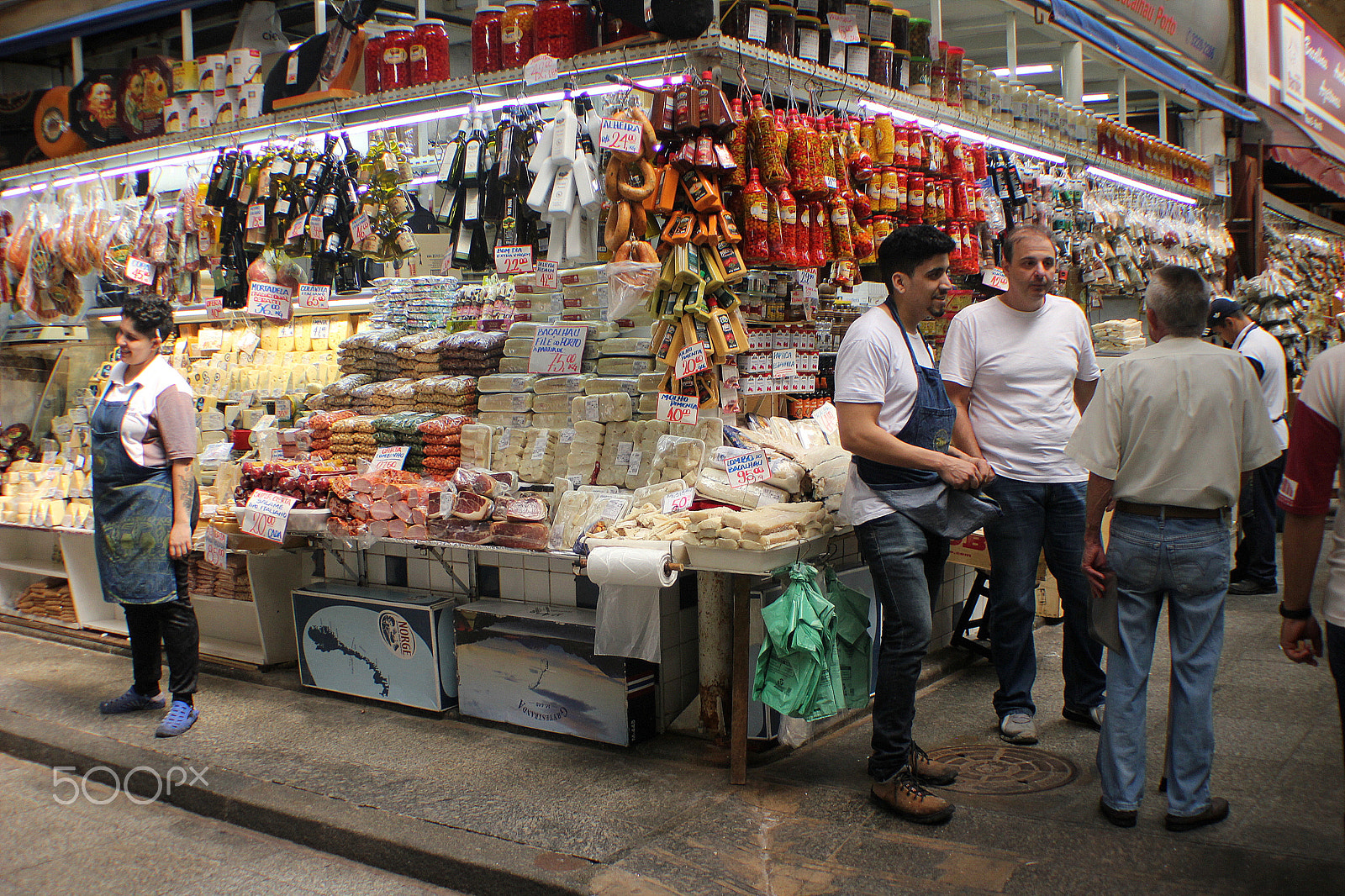 Canon EF 28-80mm f/3.5-5.6 sample photo. Municipal market photography