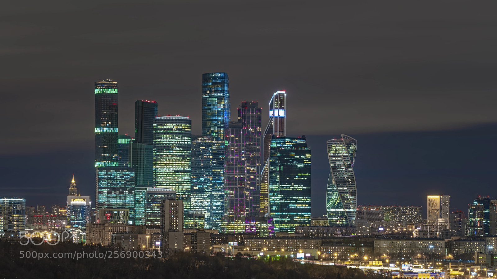 Olympus OM-D E-M1 Mark II sample photo. Moscow skyline photography