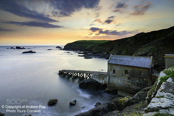 Canon EOS 5D Mark IV sample photo. Old lizard lifeboat station photography
