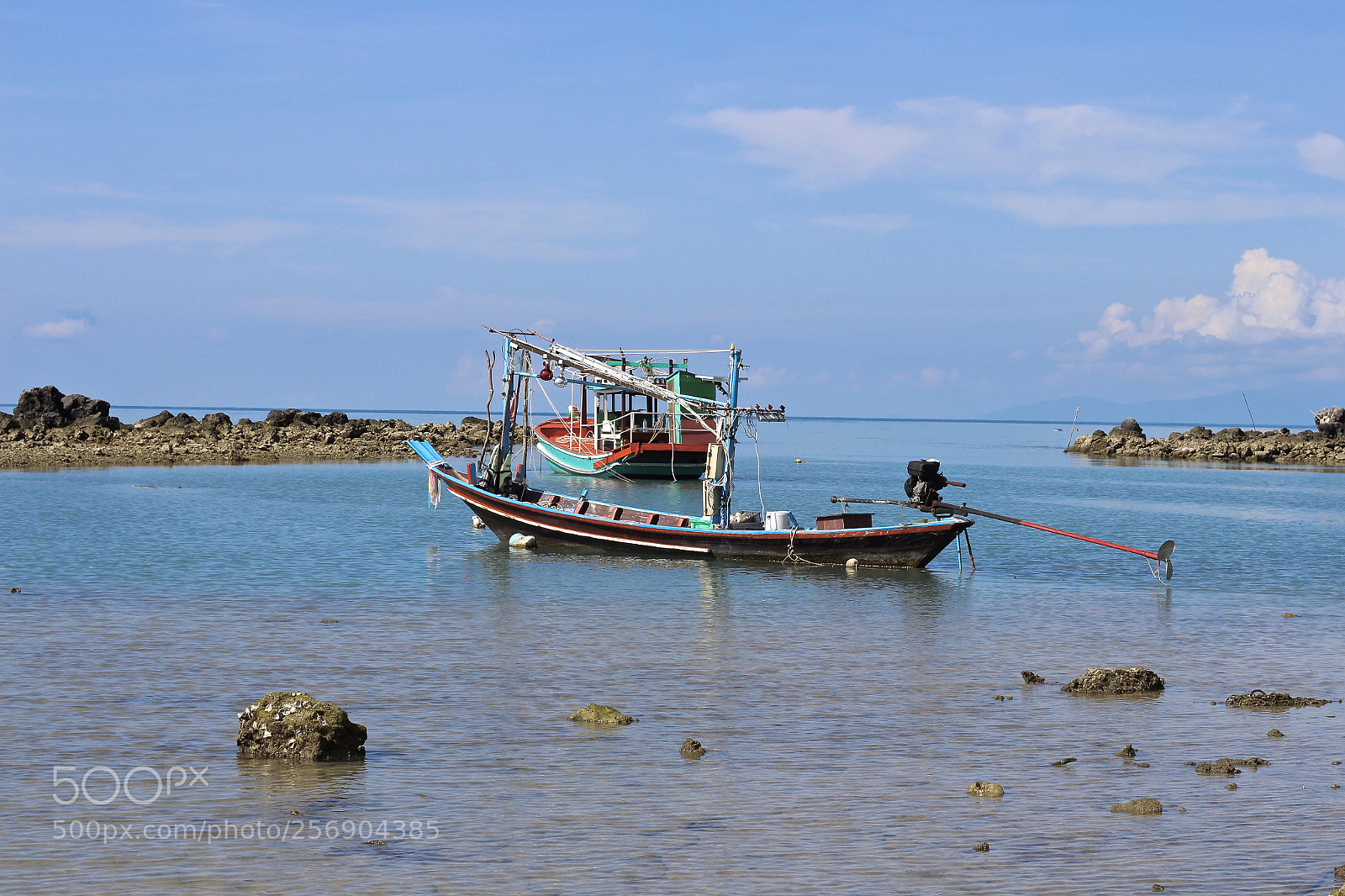 Canon EOS 700D (EOS Rebel T5i / EOS Kiss X7i) sample photo. Parked fisher's boat photography