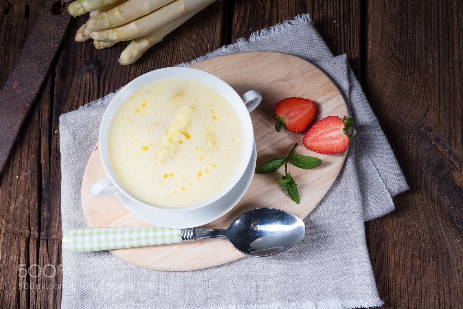 Nikon D810 sample photo. Rustic white asparagus cream photography
