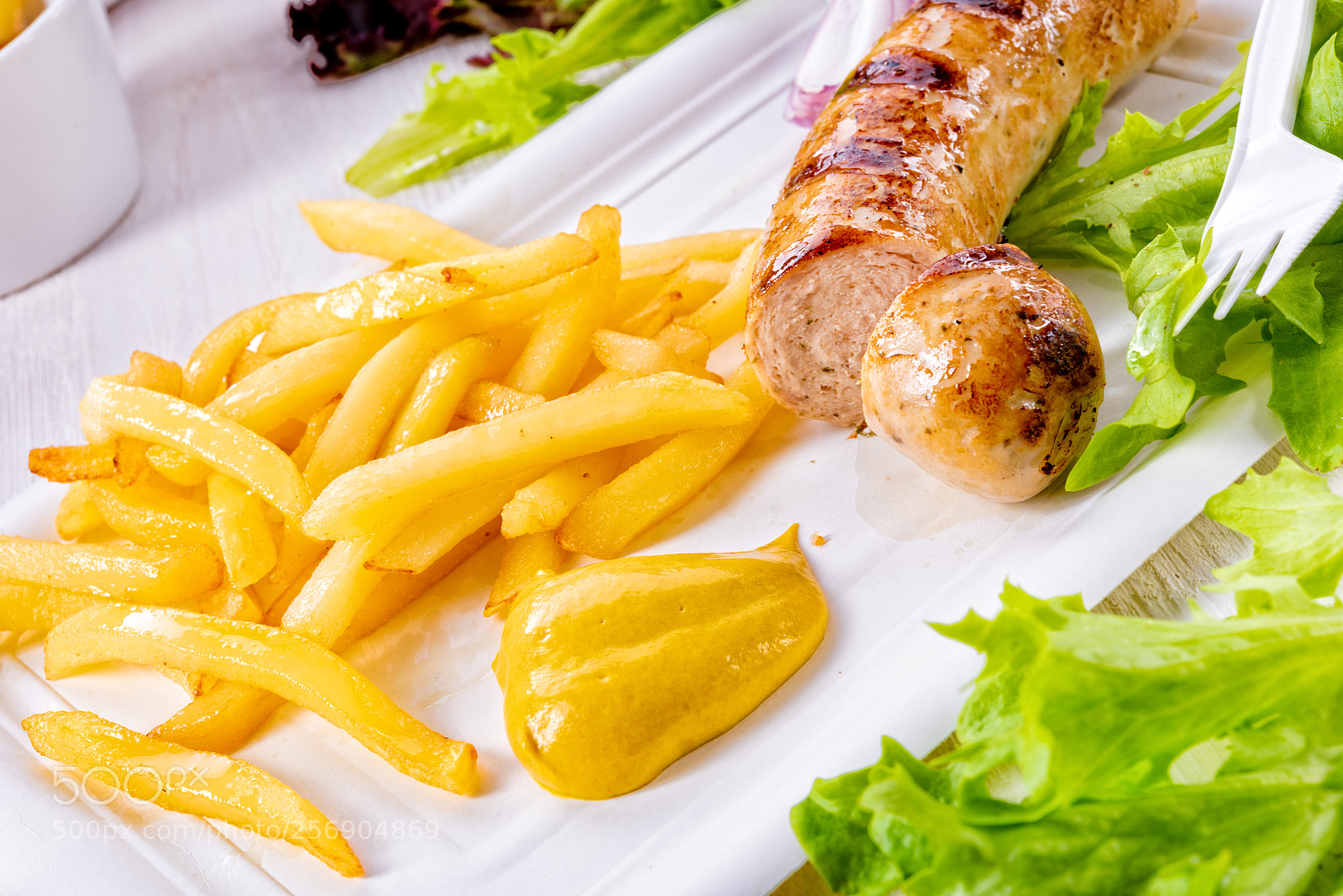 Nikon D810 sample photo. Delicious grilled bratwurst with photography