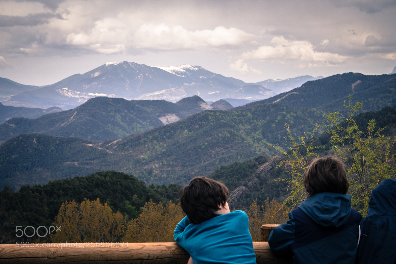 Canon EOS 1300D (EOS Rebel T6 / EOS Kiss X80) sample photo. Castellar de n'hug photography