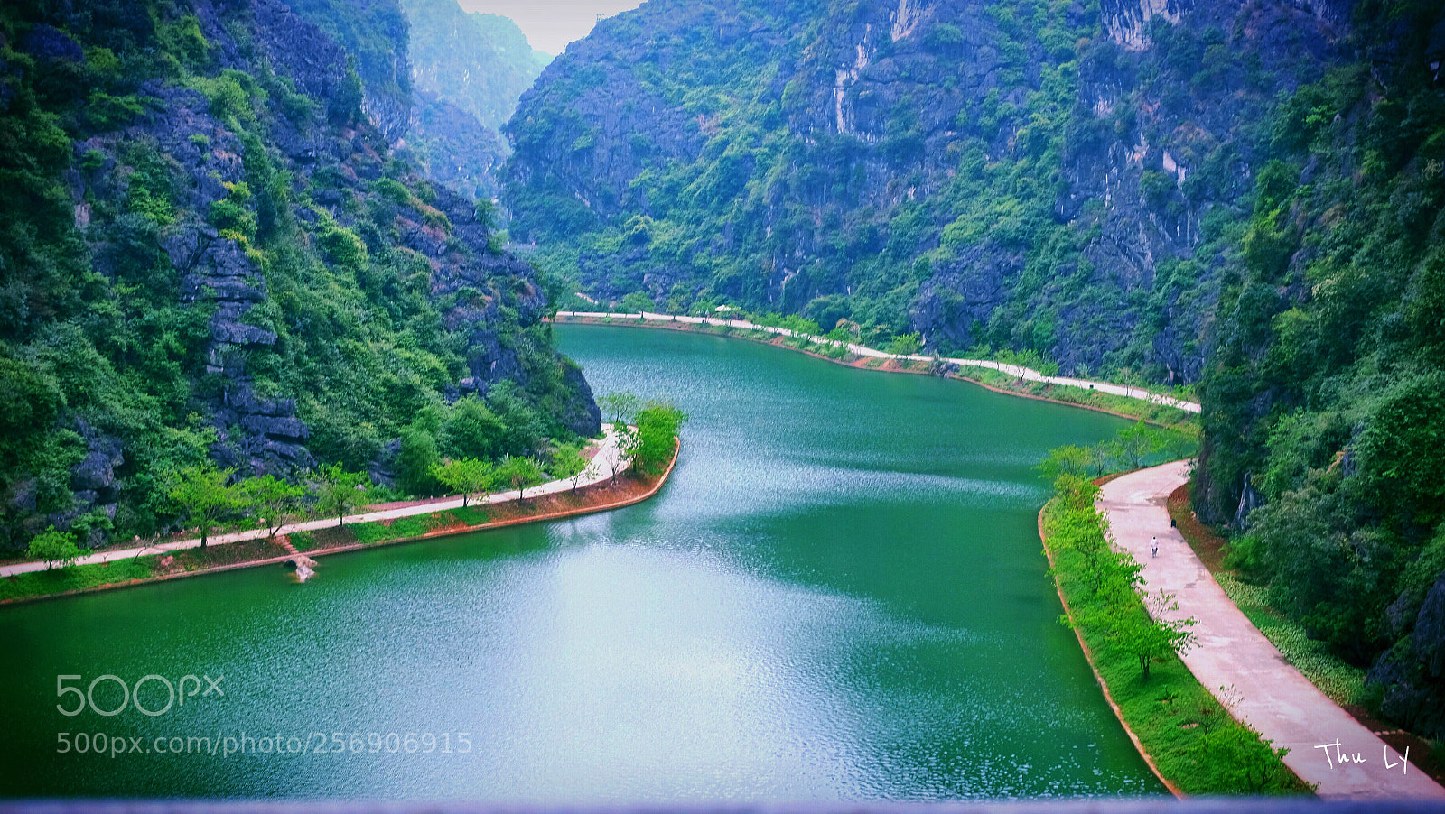 Fujifilm X-E2 sample photo. #ninhbinh
#vietnam photography