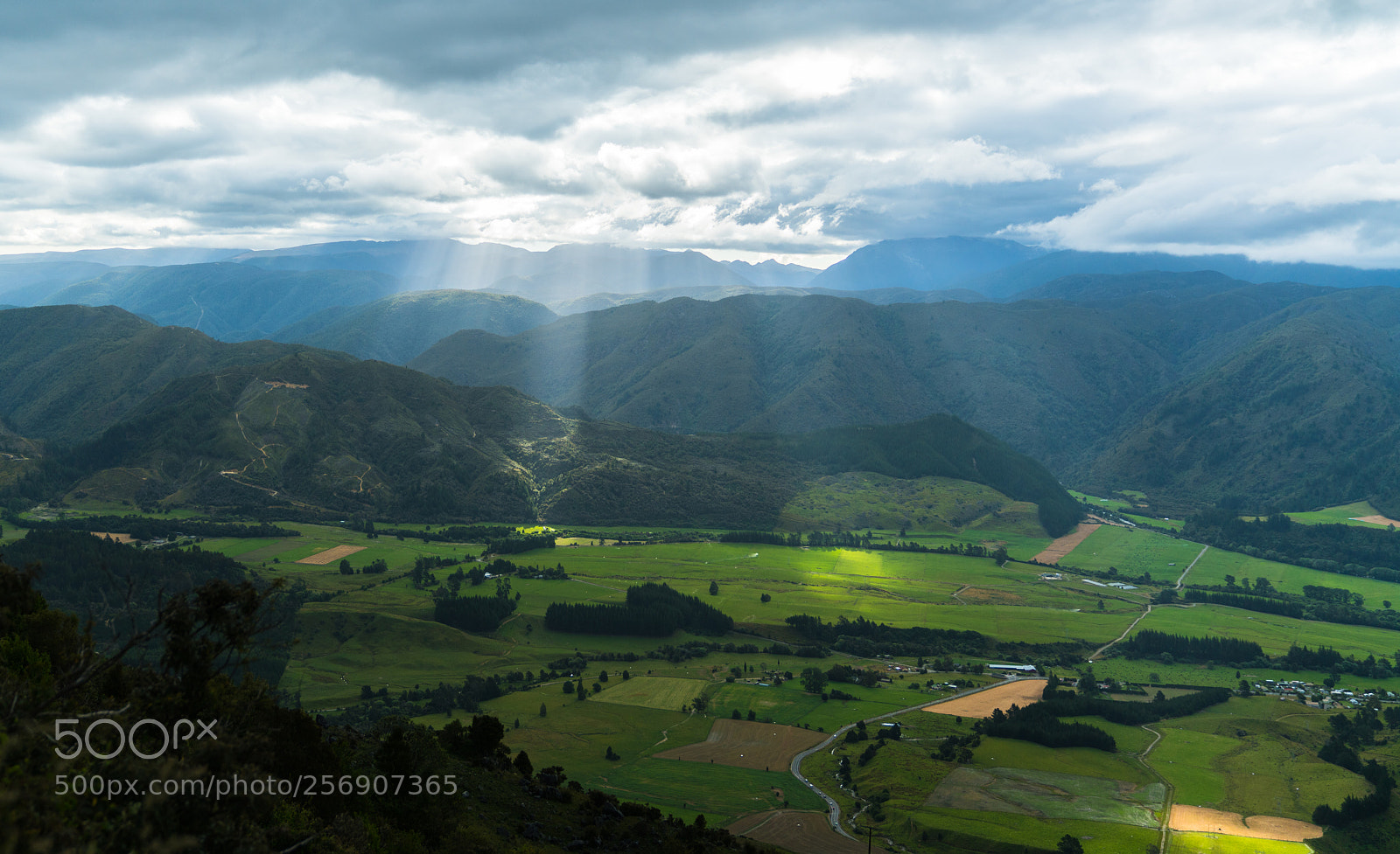 Sony a7R II sample photo. Illuminating the valley photography