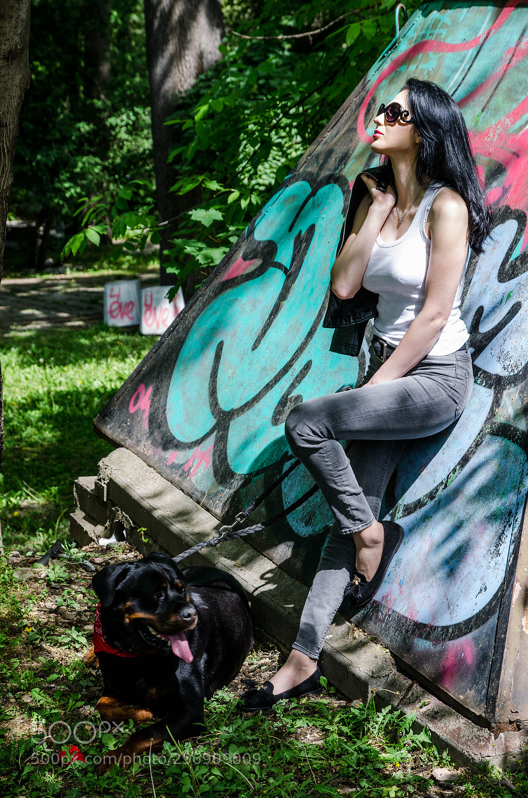 Nikon D5100 sample photo. Beauty and the beast photography