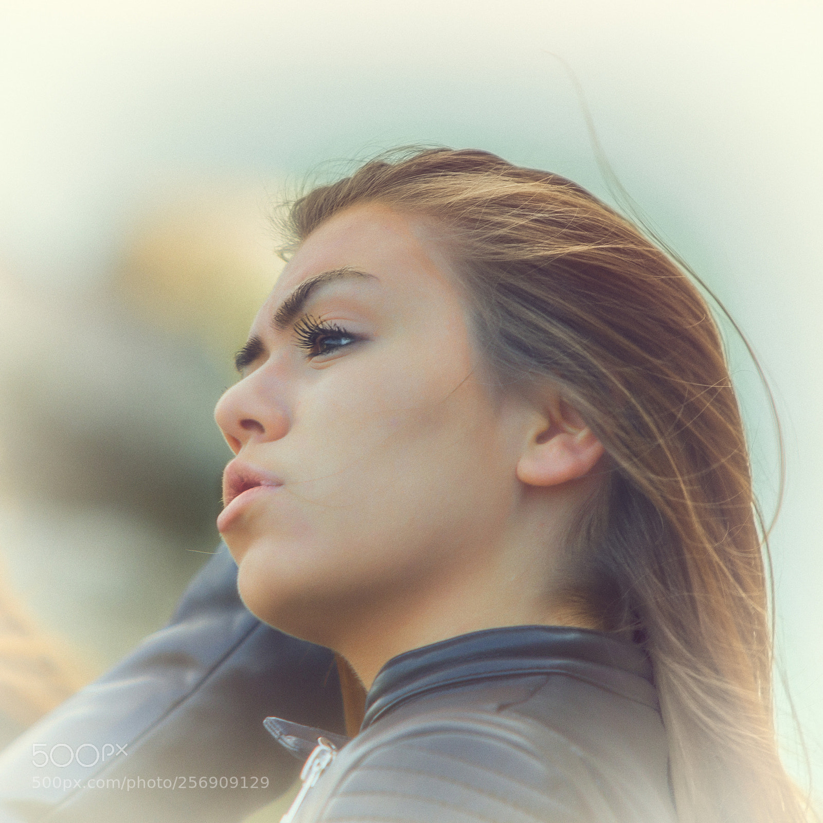 Canon EOS 650D (EOS Rebel T4i / EOS Kiss X6i) sample photo. She photography