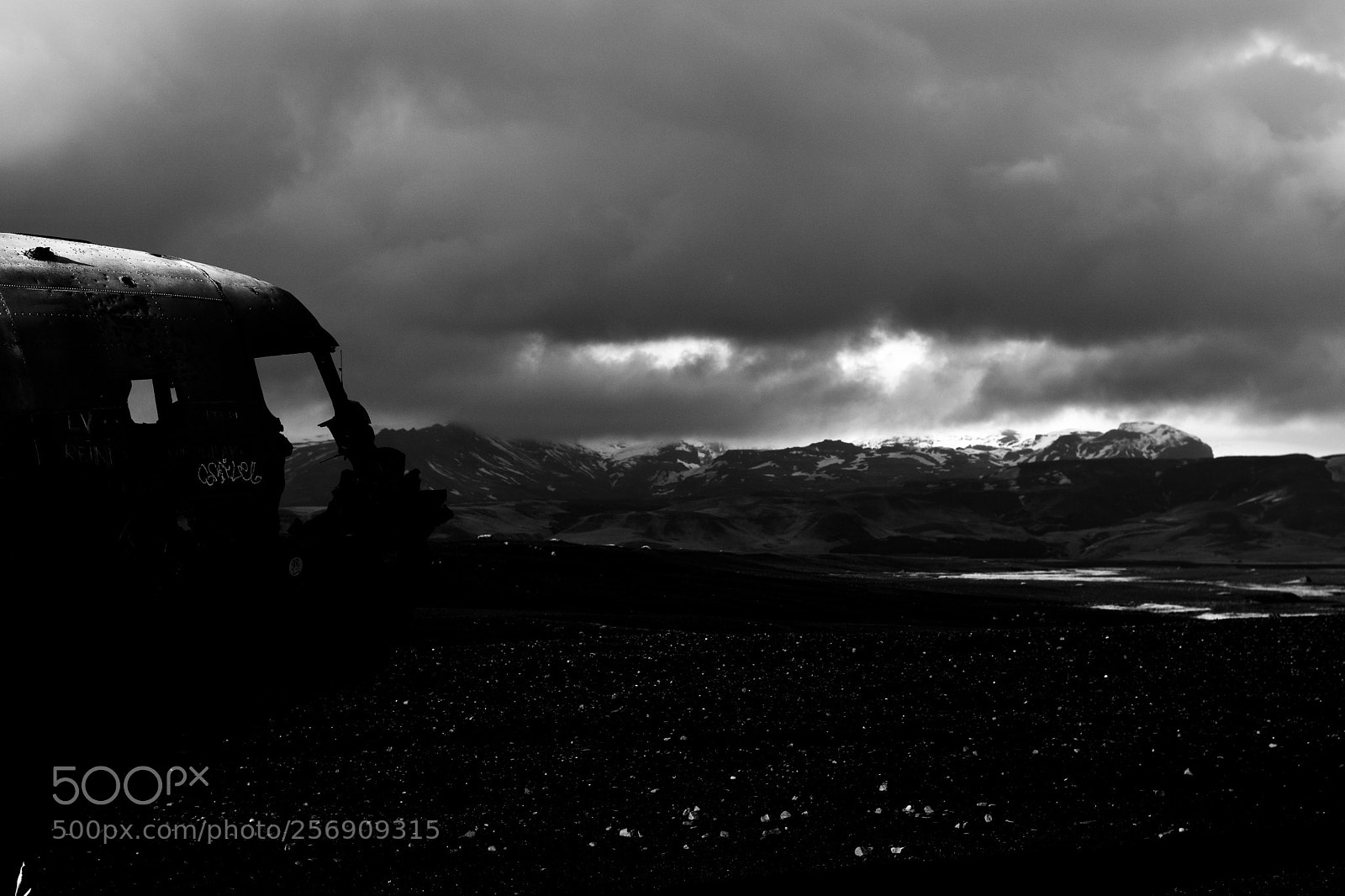 Nikon D5200 sample photo. Sólheimasandur plane crash photography