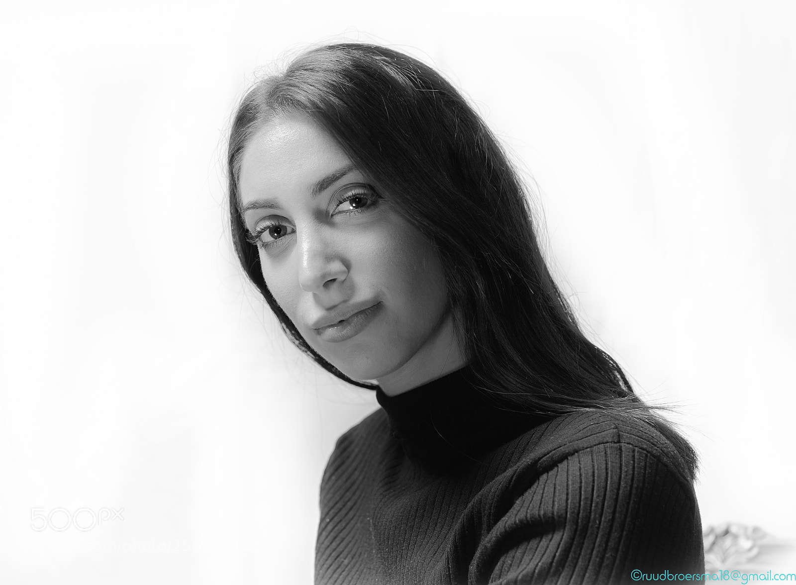 Sony a7 II sample photo. Hanien - high key photography