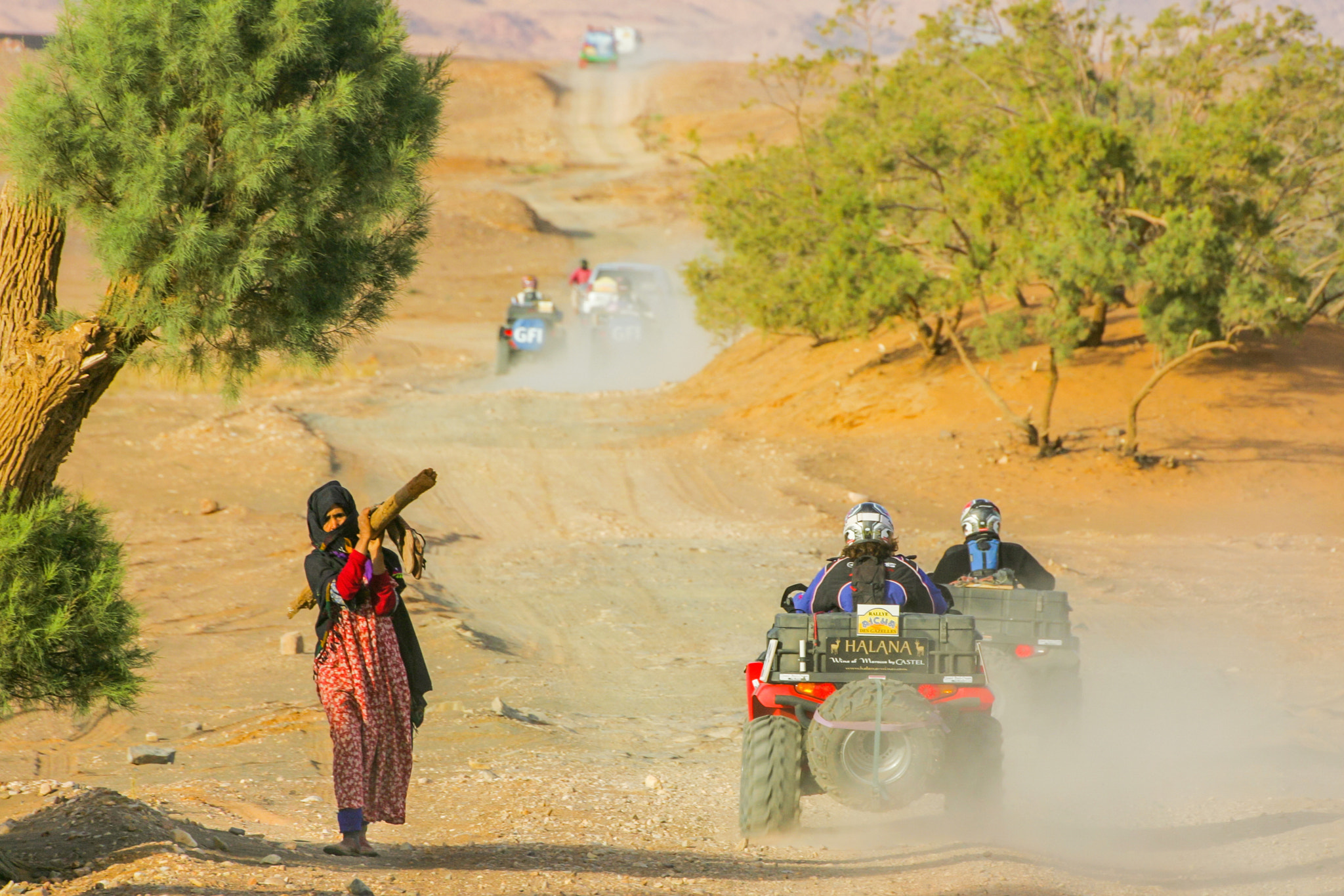 Canon EOS-1D Mark II sample photo. Passage obligé rallye des gazelles sahara maroc photography
