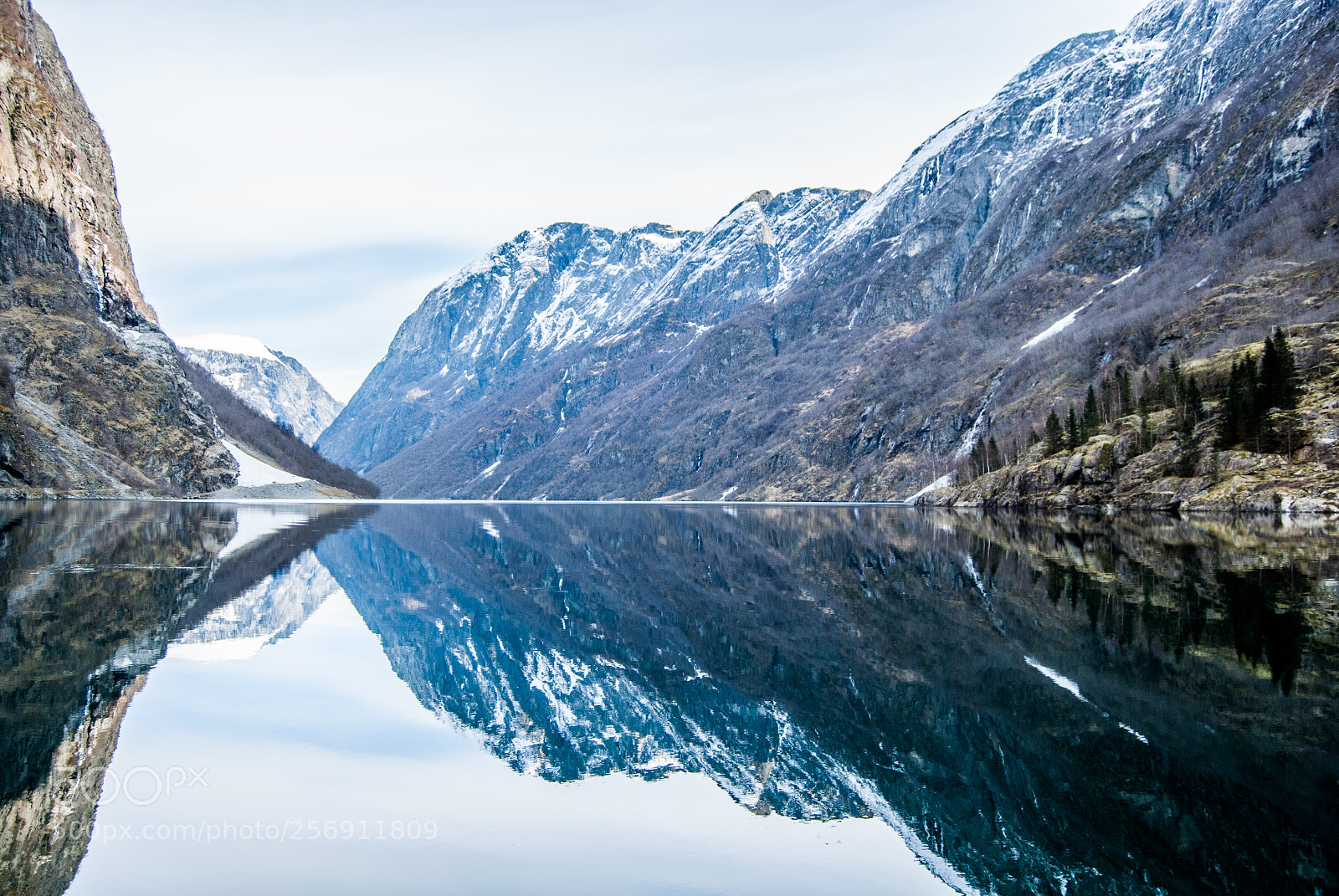 Nikon D60 sample photo. View of the gudvanjen-flam photography