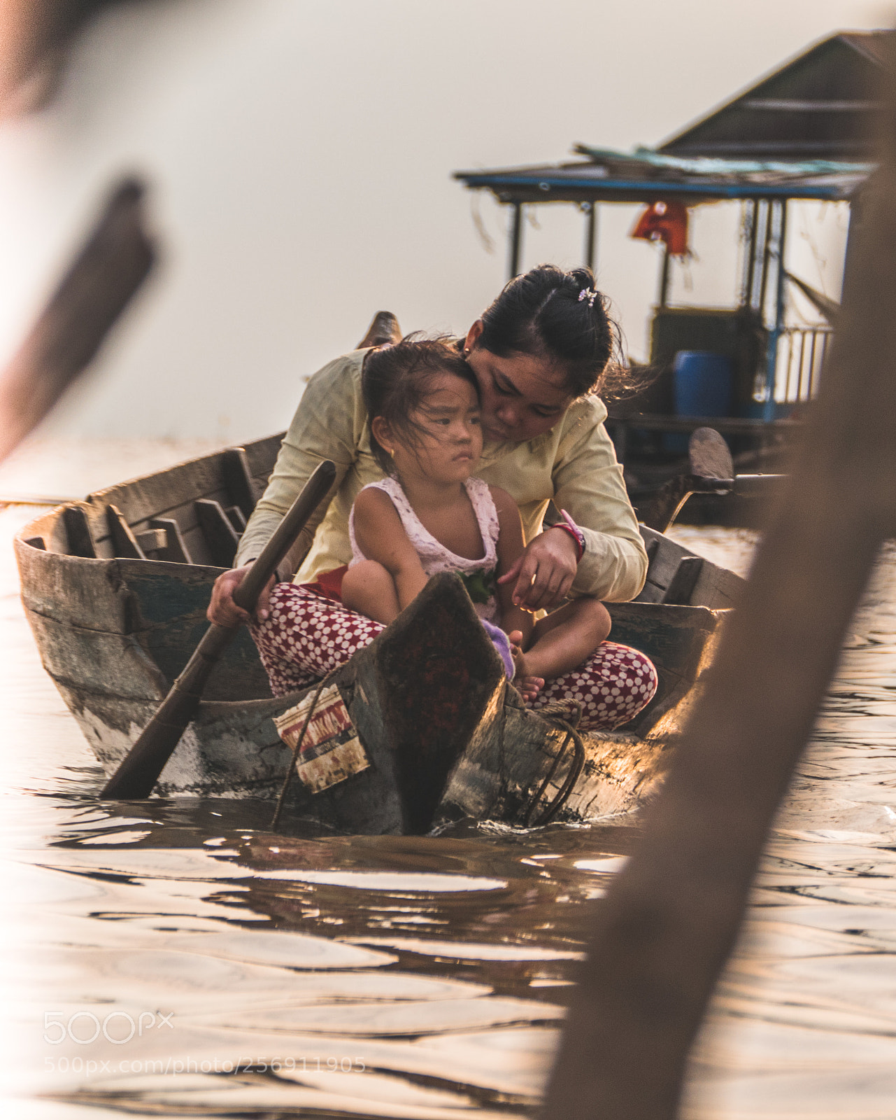 Panasonic Lumix DMC-FZ1000 sample photo. Life in floating village photography