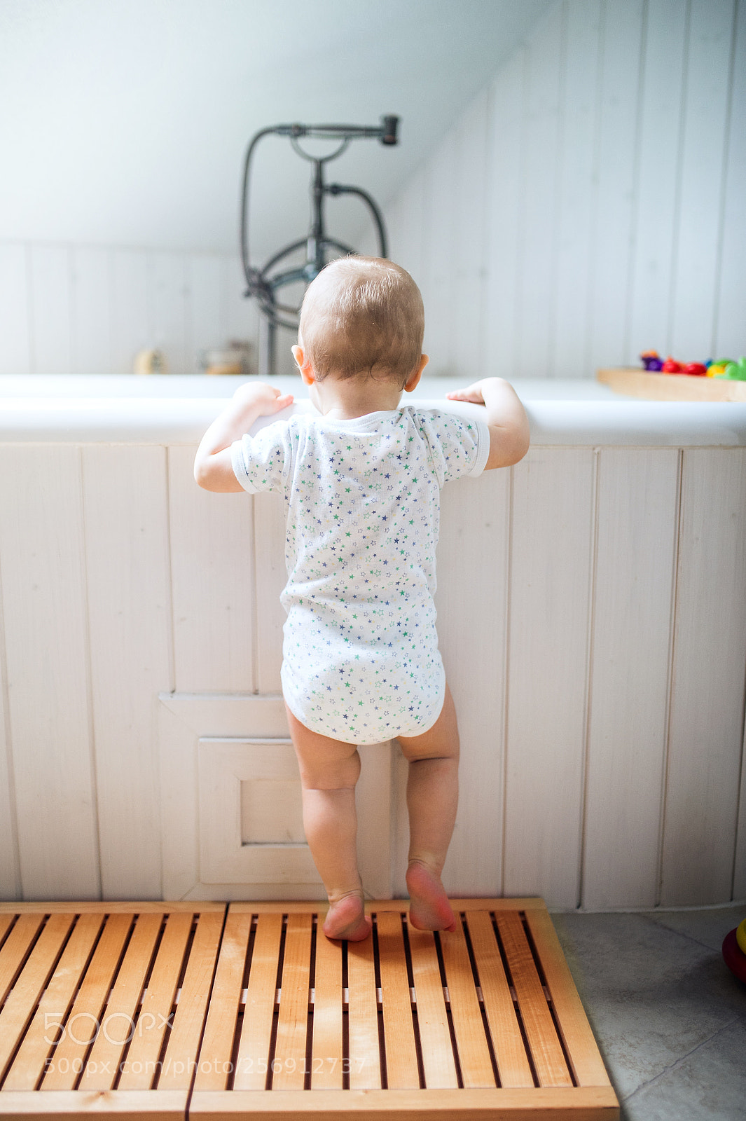 Nikon D4S sample photo. A toddler child standing photography