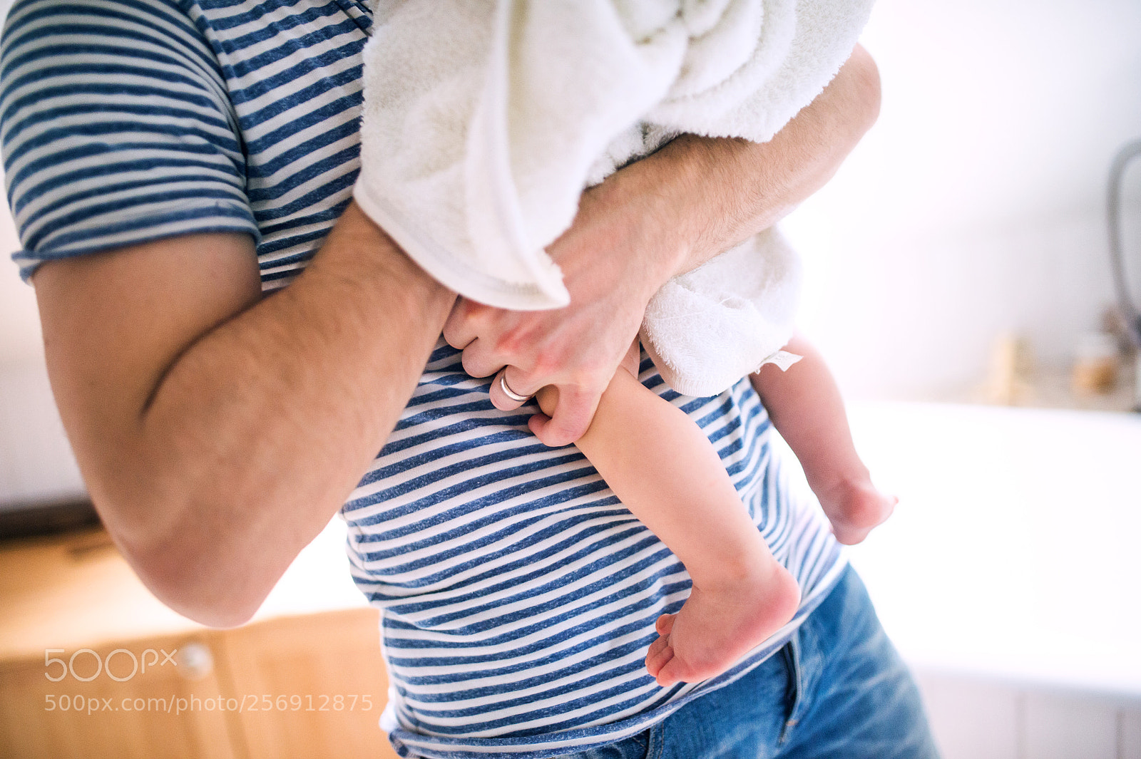 Nikon D4S sample photo. Unrecognizable father with a photography