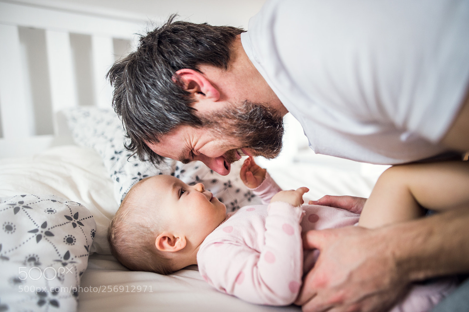 Nikon D4S sample photo. Father with a toddler photography