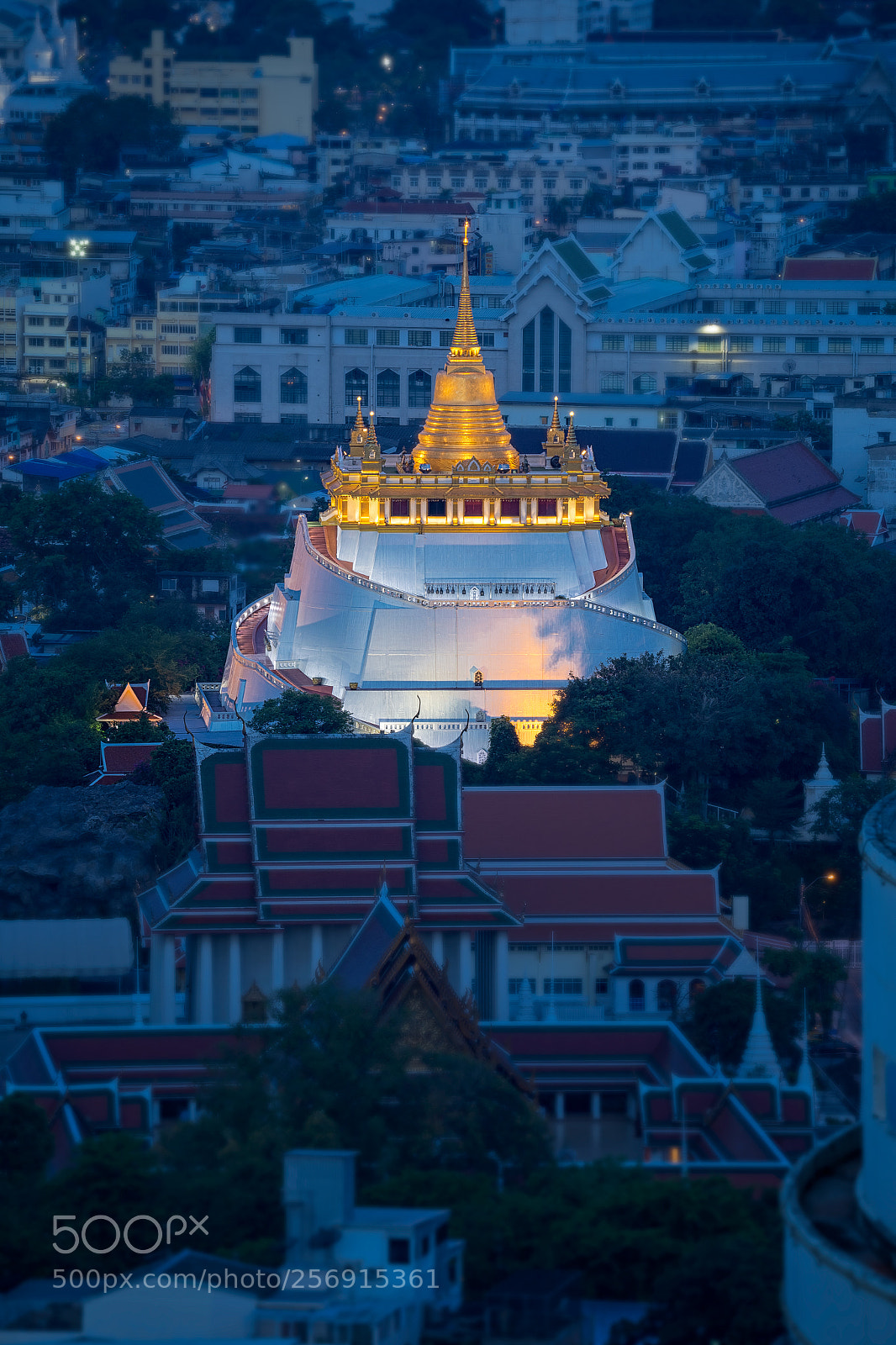 Canon EOS 6D sample photo. Golden mount temple photography
