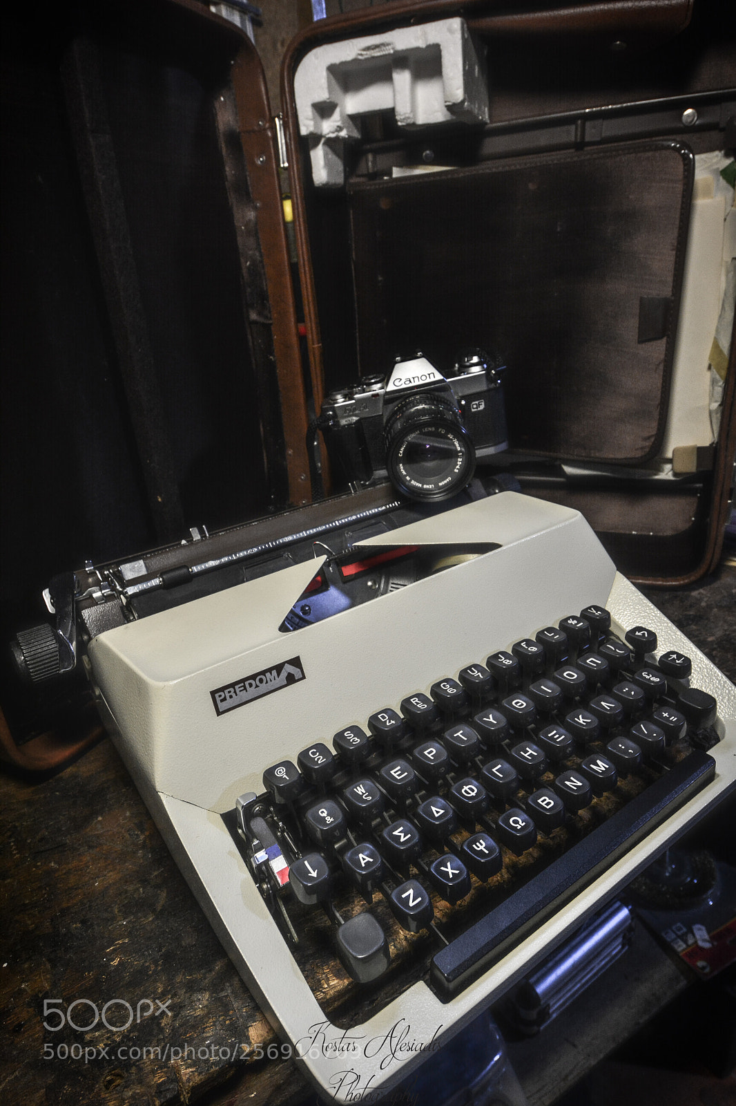Nikon D5200 sample photo. The spy's letter photography