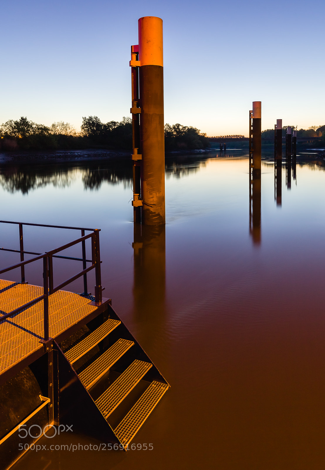 Canon EOS 5D Mark II sample photo. Into the river photography