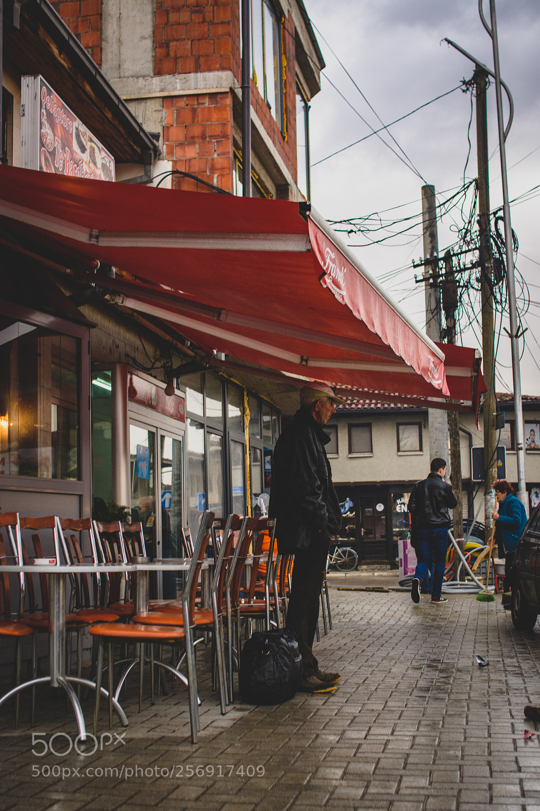 Nikon D7100 sample photo. At the corner of photography