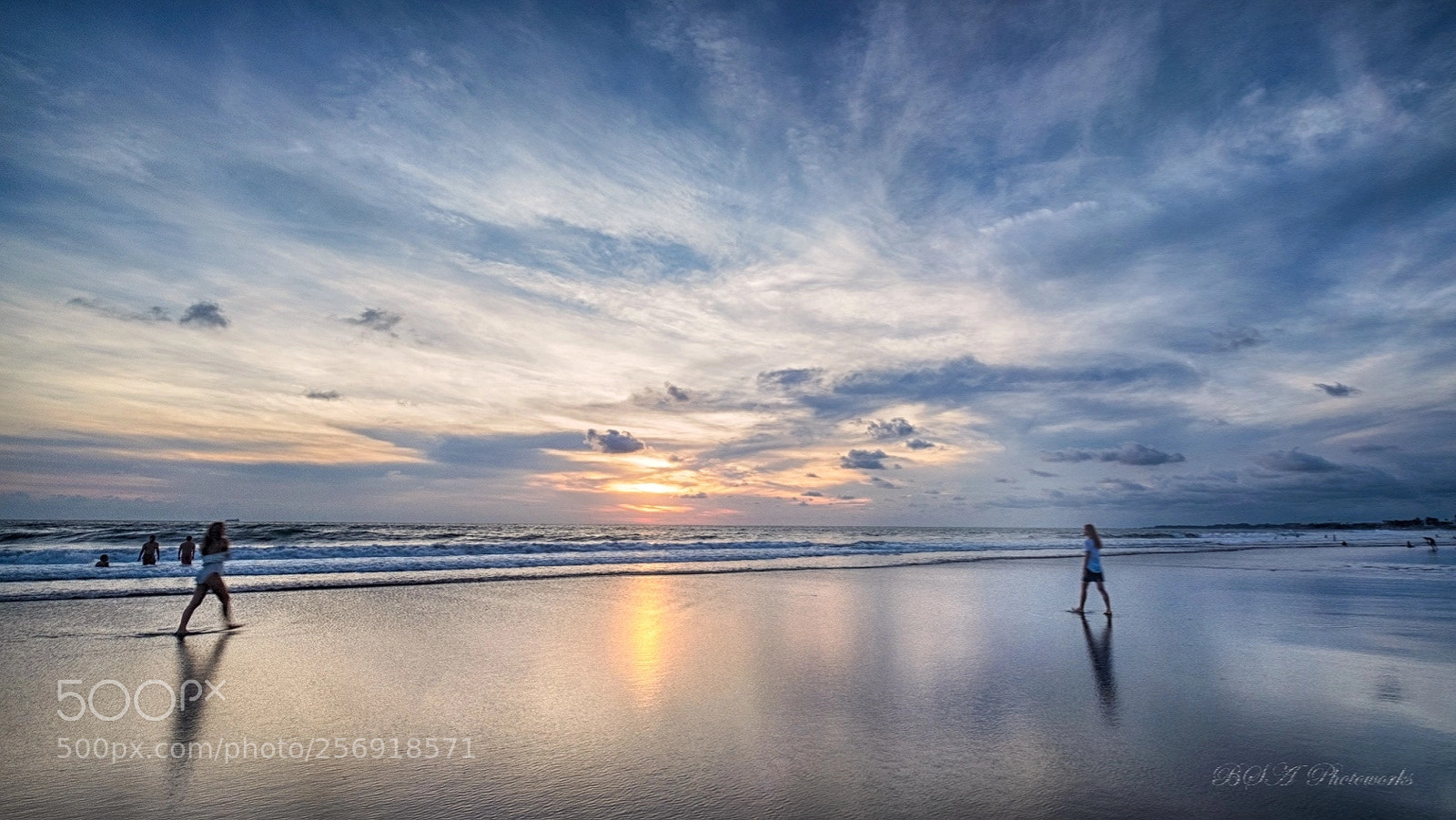 Fujifilm X-T1 sample photo. Embracing the sunset photography