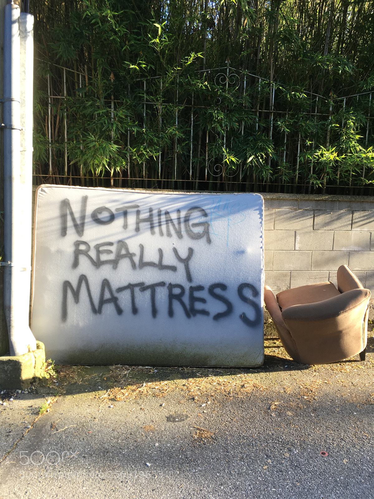 Apple iPhone SE sample photo. Nothing really mattress! photography